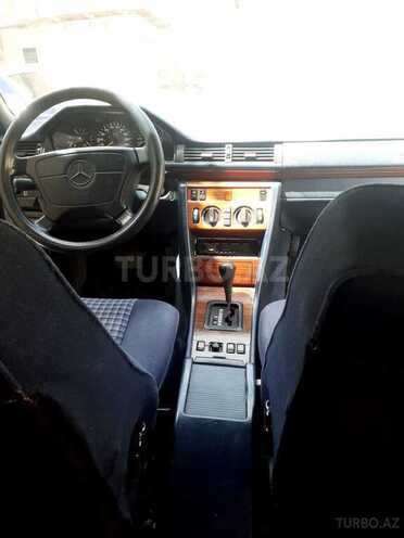 Mercedes E 220 1995, 454,050 km - 2.2 l - Bakı