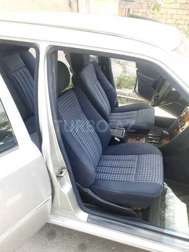 Mercedes E 220 1995, 454,050 km - 2.2 l - Bakı