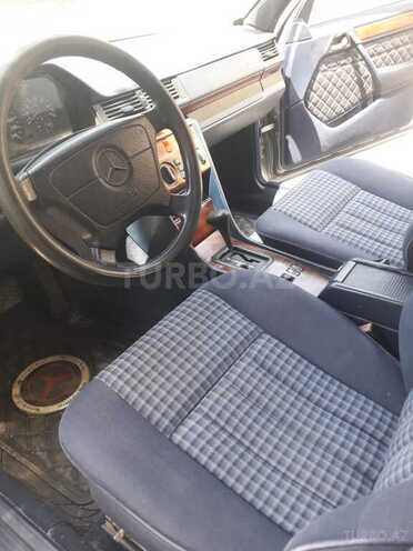 Mercedes E 220 1995, 454,050 km - 2.2 l - Bakı