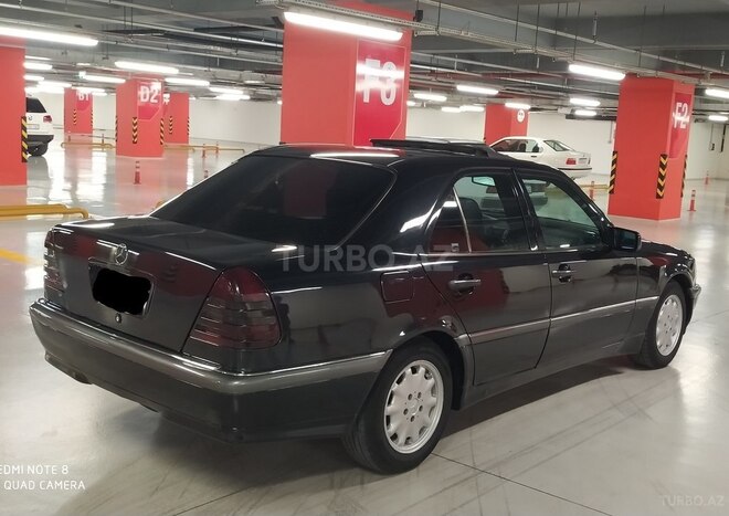 Mercedes C 230 1997, 229,631 km - 2.3 л - Gəncə