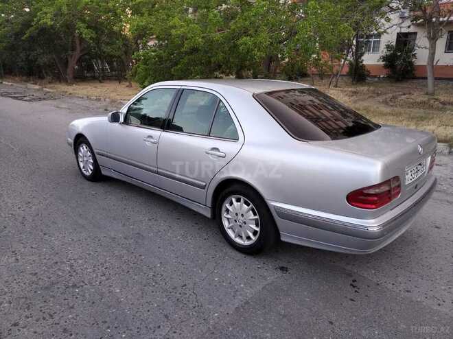 Mercedes E 240 2000, 200,000 km - 2.6 l - Bakı