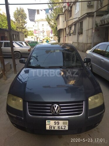 Volkswagen Passat 2003, 333,000 km - 1.8 l - Bakı