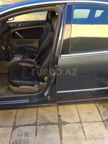 Volkswagen Passat 2003, 333,000 km - 1.8 l - Bakı