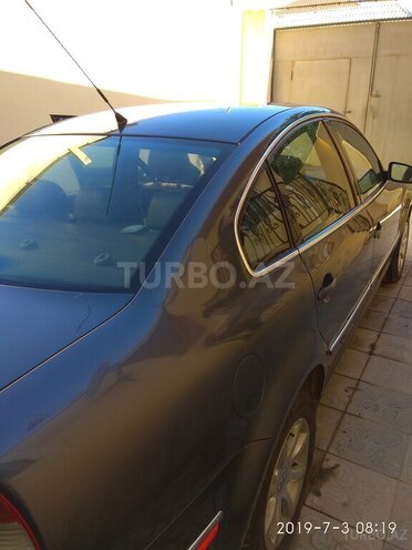 Volkswagen Passat 2003, 333,000 km - 1.8 l - Bakı