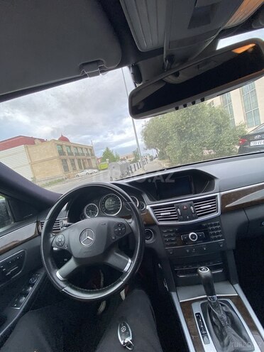 Mercedes E 220 2010, 220,000 km - 2.2 l - Bakı