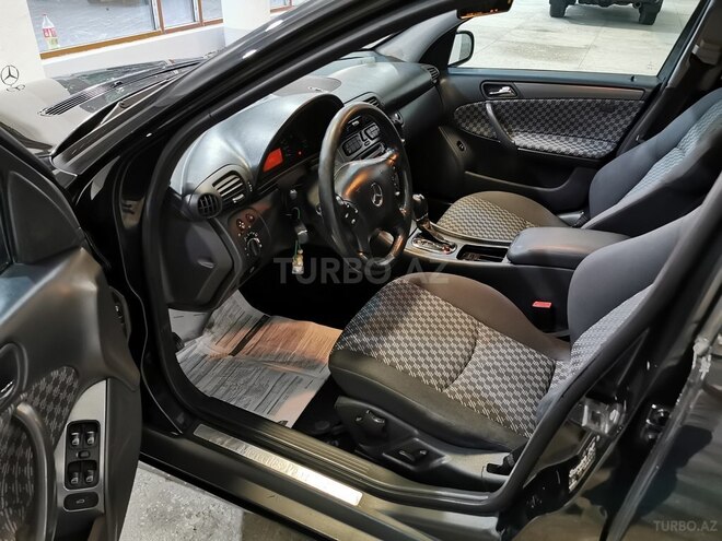 Mercedes C 240 2001, 214,000 km - 2.4 l - Sumqayıt