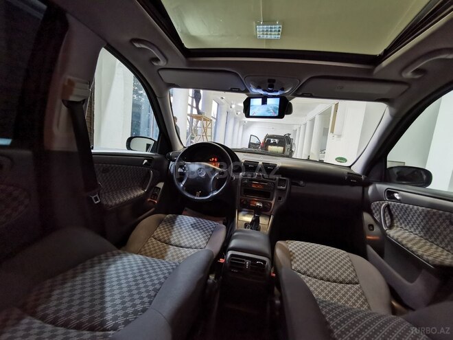 Mercedes C 240 2001, 214,000 km - 2.4 l - Sumqayıt