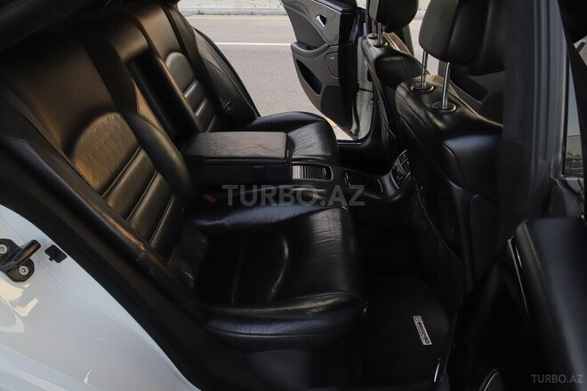 Mercedes CLS 63 AMG 2008, 142,500 km - 6.2 л - Bakı