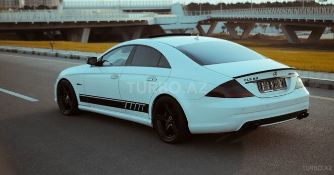 Mercedes CLS 63 AMG 2008, 142,500 km - 6.2 л - Bakı