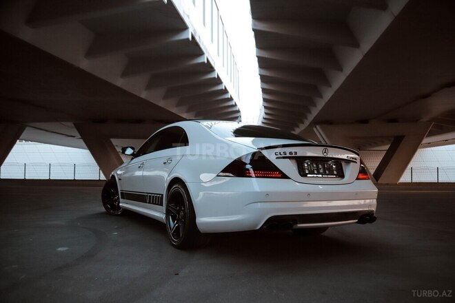 Mercedes CLS 63 AMG 2008, 142,500 km - 6.2 л - Bakı