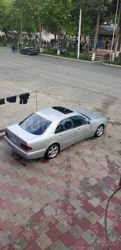 Mercedes E 320 2000, 265,000 km - 3.2 l - Qazax