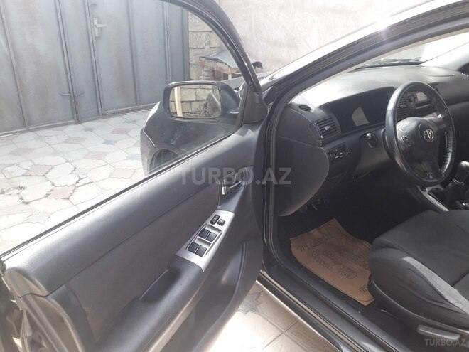 Toyota Corolla 2005, 242,304 km - 1.4 l - Sumqayıt