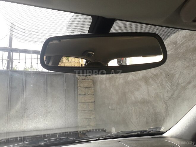 Toyota Corolla 2005, 242,304 km - 1.4 l - Sumqayıt