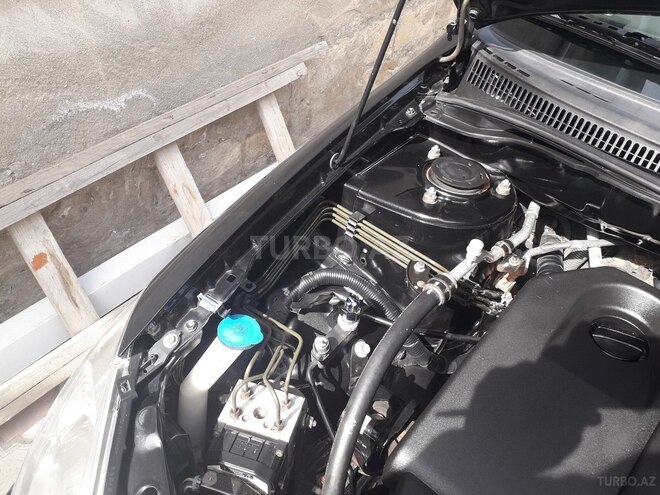 Toyota Corolla 2005, 242,304 km - 1.4 l - Sumqayıt