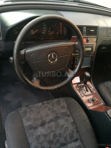 Mercedes C 200 2000, 156,000 km - 2.0 l - Sumqayıt