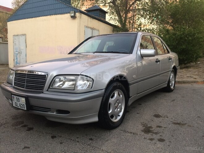 Mercedes C 200 2000, 156,000 km - 2.0 l - Sumqayıt