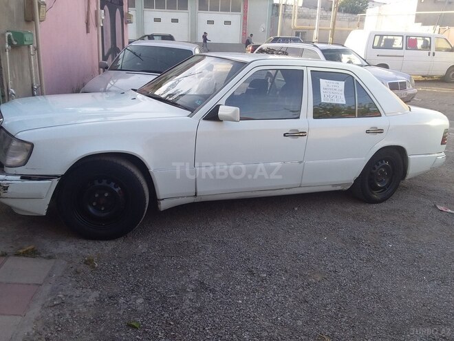 Mercedes E 200 1993, 458,796 km - 2.0 l - Bakı