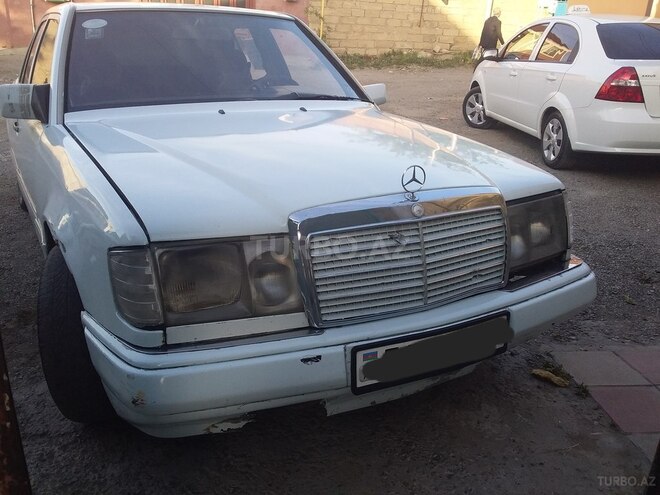 Mercedes E 200 1993, 458,796 km - 2.0 l - Bakı