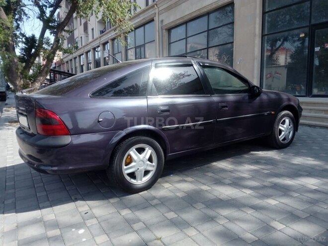 Opel Vectra 1996, 365,000 km - 1.6 l - Sumqayıt