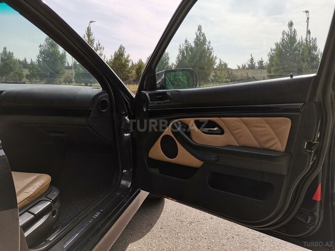 BMW 525 2001, 308,000 km - 2.5 l - Bakı