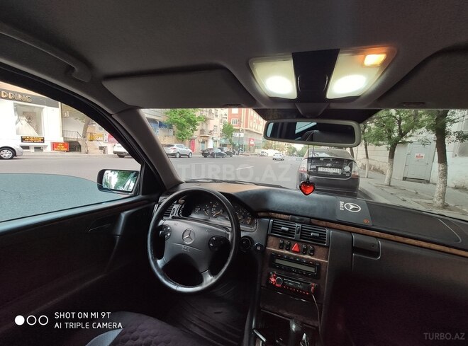 Mercedes E 200 1998, 500,000 km - 2.0 l - Bakı