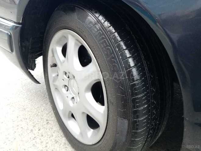 Mercedes E 230 1997, 480,000 km - 2.3 л - Bakı