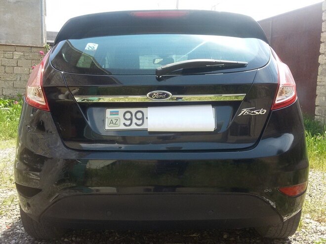 Ford Fiesta 2013, 240,000 km - 1.6 l - Bakı