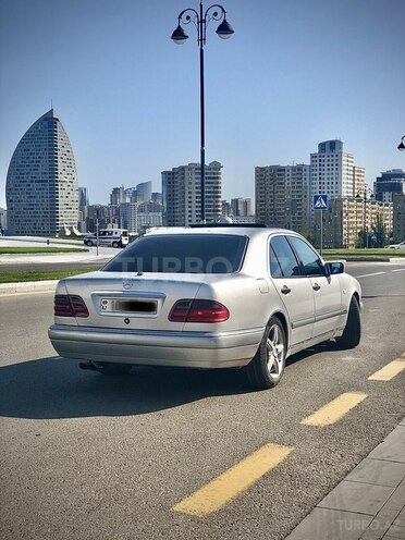 Mercedes E 280 1996, 380,000 km - 2.8 l - Bakı