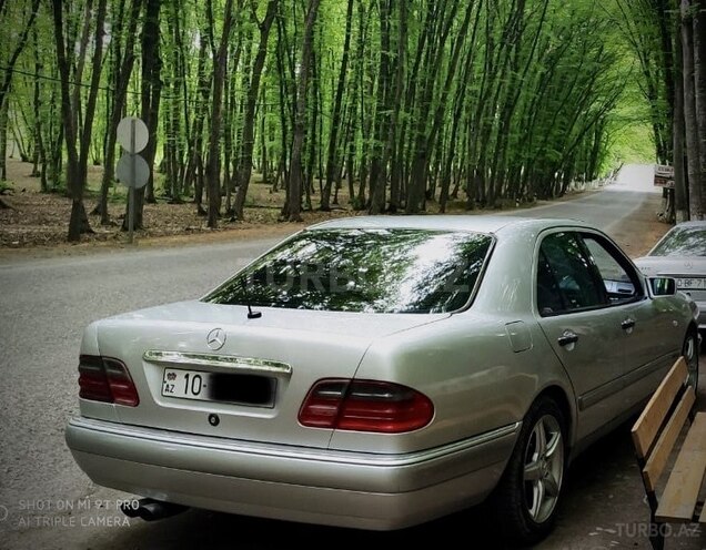 Mercedes E 280 1996, 380,000 km - 2.8 l - Bakı
