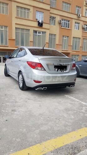 Hyundai Accent 2011, 230,000 km - 1.6 л - Bakı