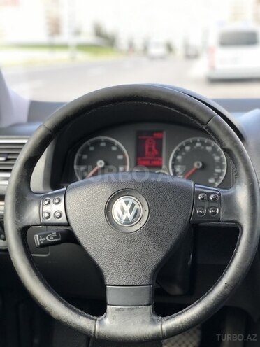 Volkswagen Jetta 2005, 193,000 km - 2.5 l - Bakı