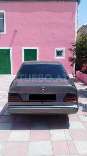 Mercedes E 250 1990, 340,000 km - 2.5 l - Sumqayıt