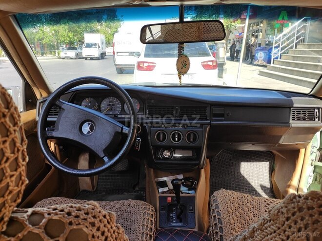 Mercedes 190 1992, 394,400 km - 2.0 л - Bakı