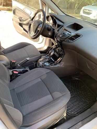 Ford Fiesta 2014, 216,000 km - 1.6 l - Bakı