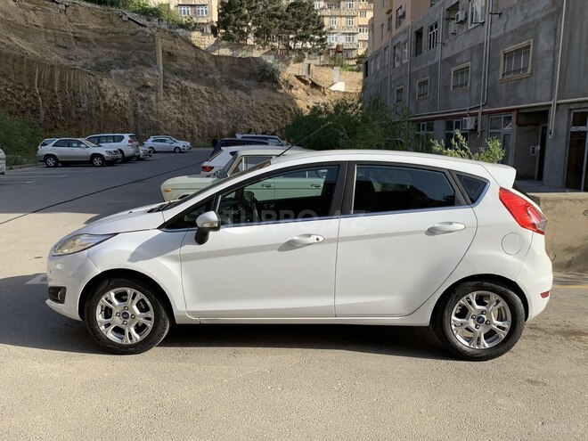 Ford Fiesta 2014, 216,000 km - 1.6 l - Bakı