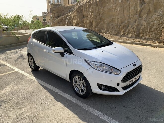 Ford Fiesta 2014, 216,000 km - 1.6 l - Bakı