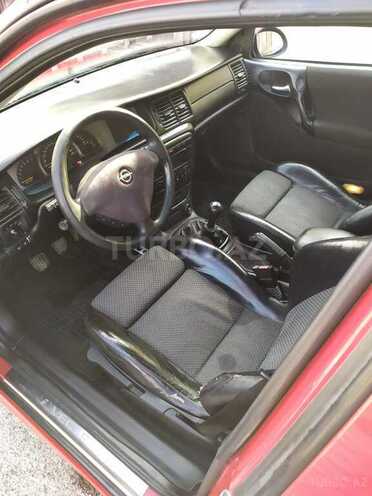 Opel Vectra 2000, 300,000 km - 2.2 l - Bakı