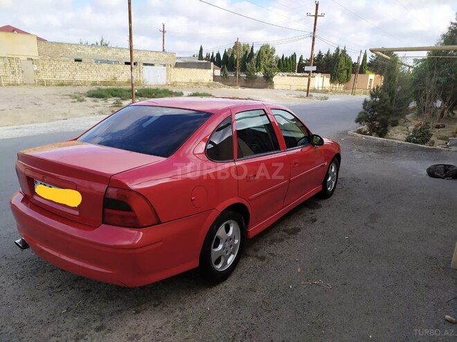 Opel Vectra 2000, 300,000 km - 2.2 l - Bakı