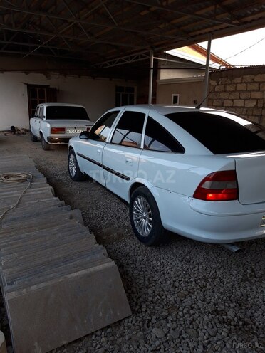 Opel Vectra 1998, 350,000 km - 1.8 л - Sumqayıt