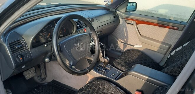 Mercedes C 220 1995, 437,000 km - 2.2 л - Bakı