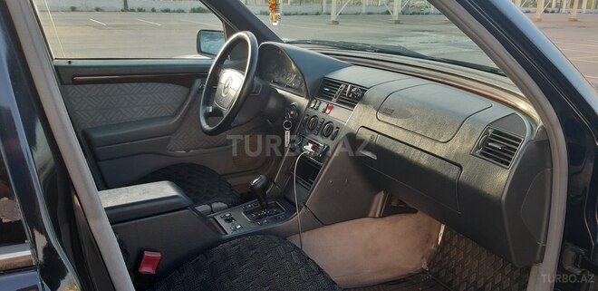 Mercedes C 220 1995, 437,000 km - 2.2 л - Bakı