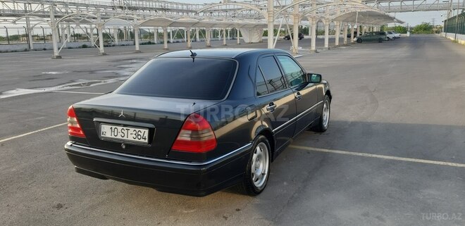 Mercedes C 220 1995, 437,000 km - 2.2 л - Bakı