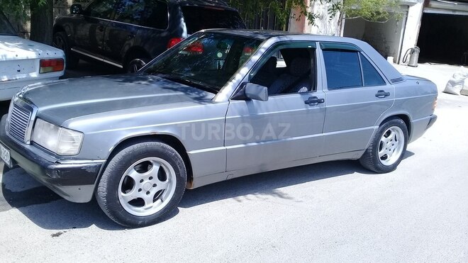 Mercedes 190 1993, 224,000 km - 2.0 л - Bakı