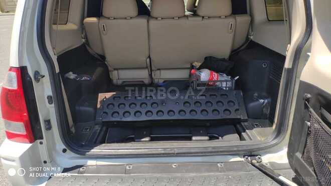 Mitsubishi Pajero 2006, 234,000 km - 3.8 l - Bakı