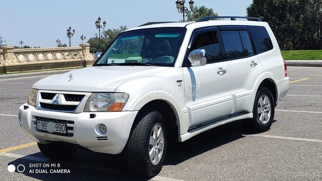 Mitsubishi Pajero 2006, 234,000 km - 3.8 l - Bakı