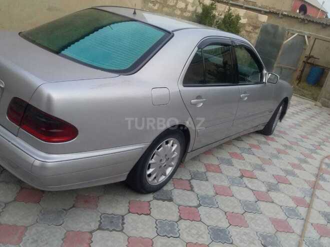 Mercedes E 220 2000, 481,331 km - 2.2 l - Bakı