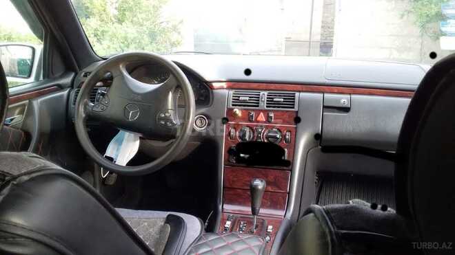 Mercedes E 220 2000, 481,331 km - 2.2 l - Bakı