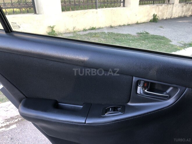Toyota Corolla 2007, 320,000 km - 1.4 l - Bakı