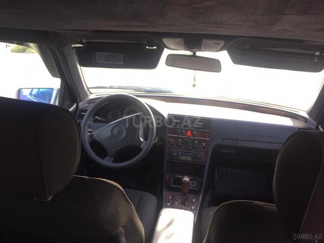Mercedes C 240 1999, 250,000 km - 2.4 l - Bakı