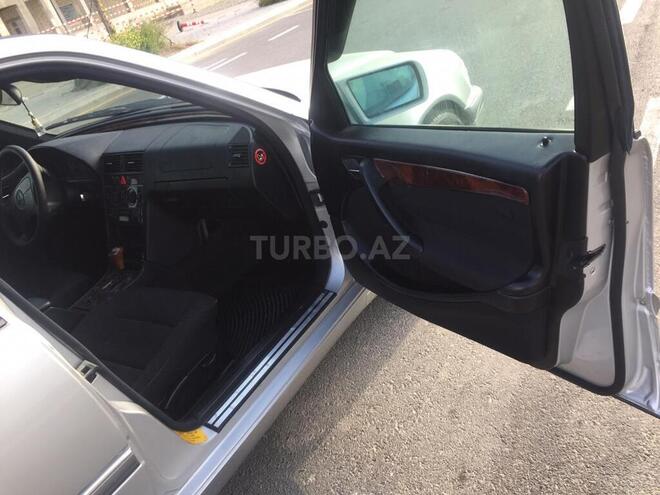 Mercedes C 240 1999, 250,000 km - 2.4 l - Bakı
